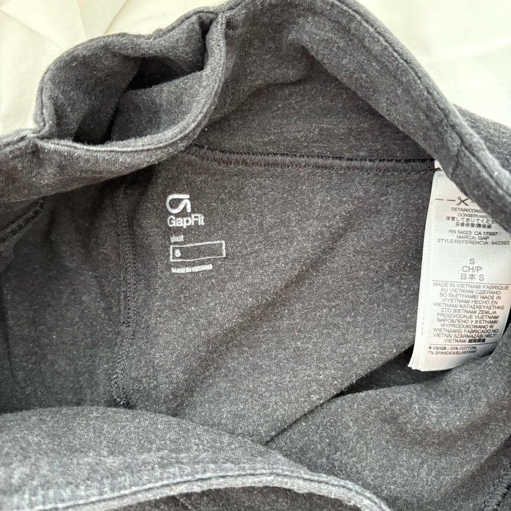 GAP Fit Charcoal Gray Leggings - Picture 8 of 8